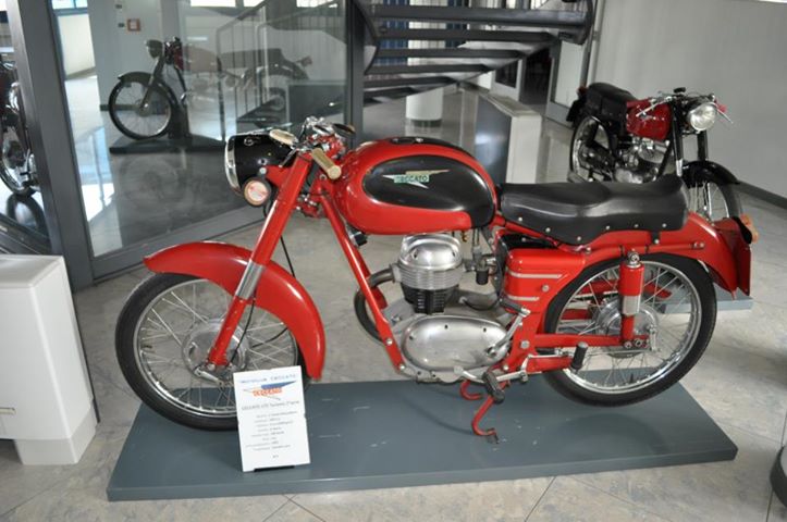 Moto Ceccato 175cc Turismo